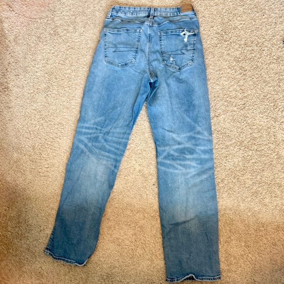 Women’s AE Curvy Straight Jeans - Picture 6 of 6